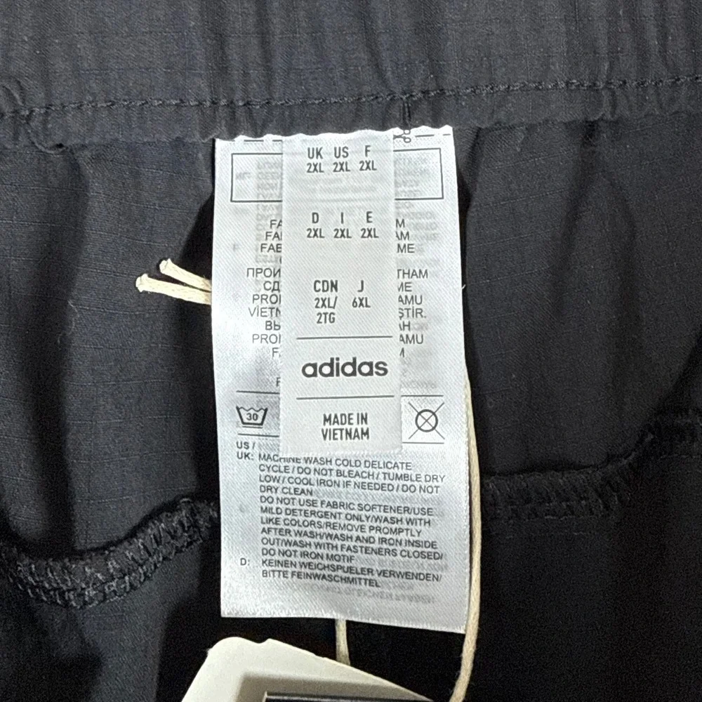 NEW Adidas Mens 2XL Black Ripstop Elastic Waist Jogger Pants HY5383